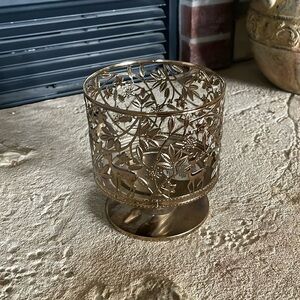 Bath & body works pedestal candle holder